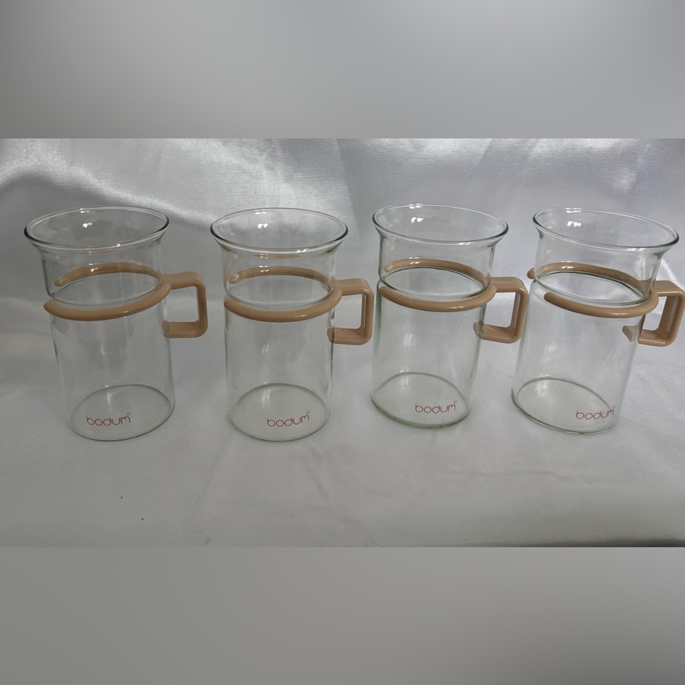 Bodum Clear Glass Mugs with Beige Handles - Set of 4